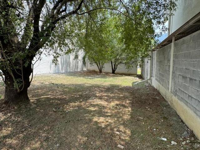 TERRENO EN VENTA EN ZONA SUR PRIVADA LOS FRANCISCANOS EN SANTIAGO NUEVO LEON