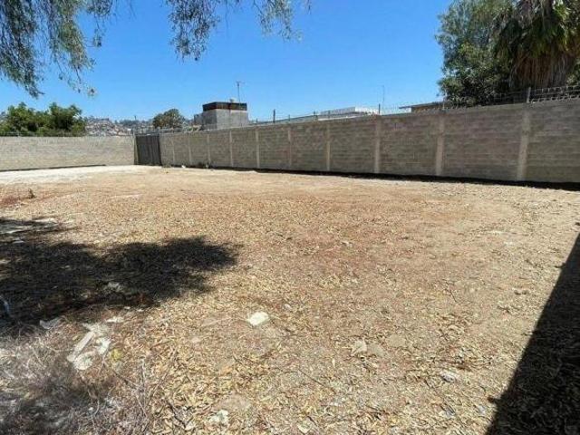 TERRENO EN VENTA EN 20 DE NOVIEMBRE TIJUANA