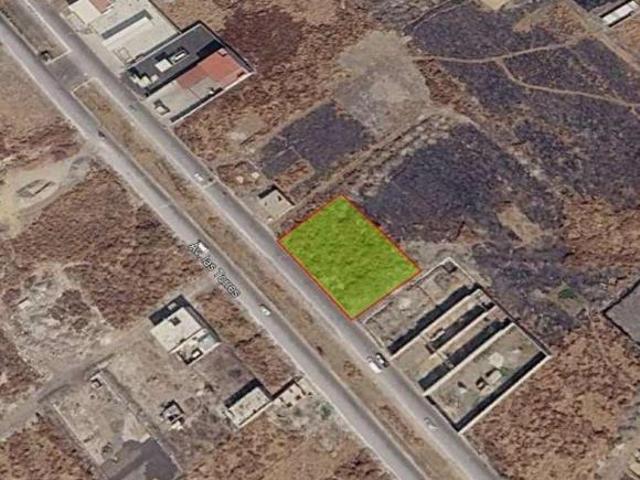 Terreno en Venta Esquina 1,772 m2 con Avenida De Las Torres, Chalco, plano y regular Habitacional