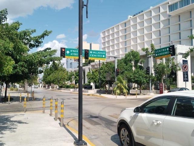 TERRENO EN VENTA ESQUINA EN MERIDA. ZONA CENTRO CERCA DELHOTEL FIESTA AMERICANA