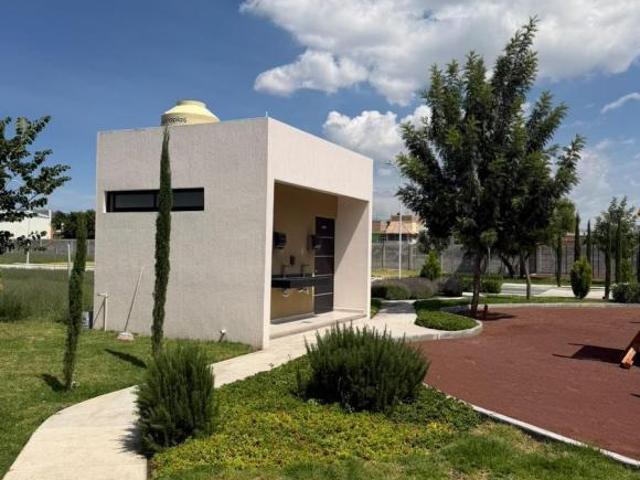 TERRENO EN VENTA FRACC. ALBAZUL 2