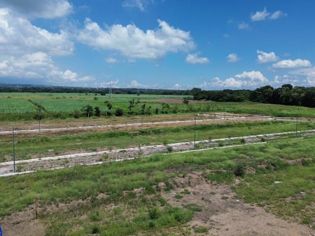 Terreno en Venta Fraccionamiento Santa Maria Clara, Cuahutemoc, Colima