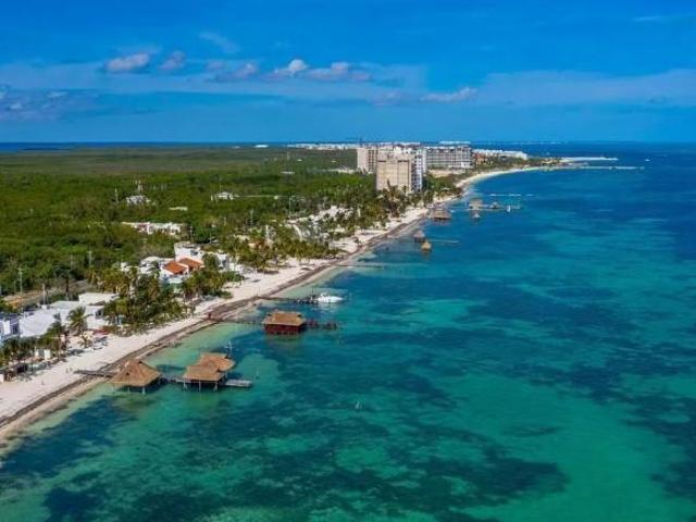 Terreno en venta frente a playa en Cancun, nueva zona hotelera