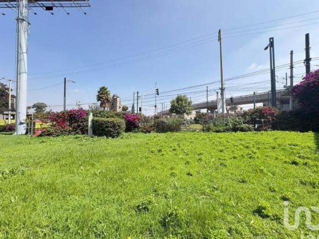 Terreno en Venta Habitacional y Comercial cerca del Metro San Andrés Tomatlán, Iztapalapa