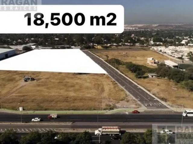 Terreno en venta ideal para desarrolladores inmobiliarios, escuelas y hospitales