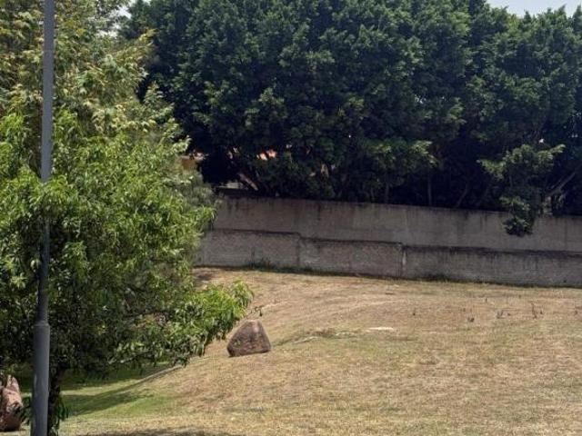 Terreno en Venta junto a Área de Donación en Puerta de Hierro