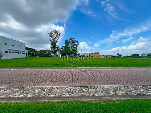 TERRENO EN VENTA, LAGUNAS DE MIRALTA, $3'872,000