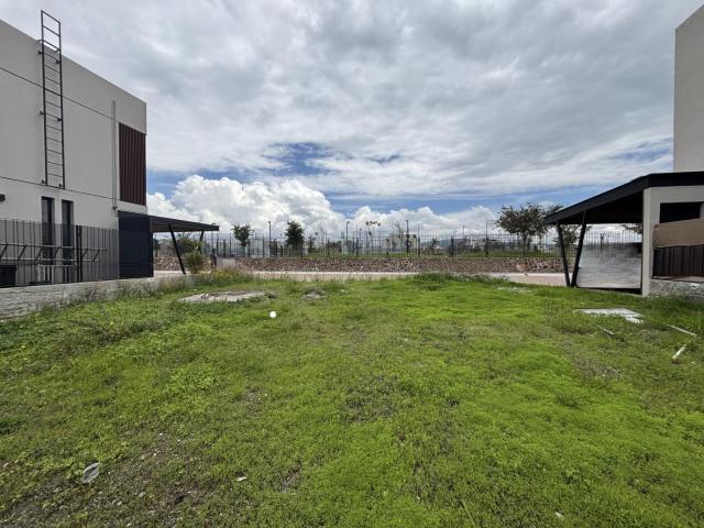 TERRENO EN VENTA | LOMAS DEL CAMPANARIO