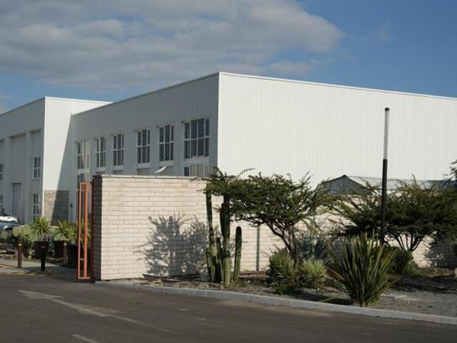 Terreno en Venta Para Bodega Industrial el Marques, Zona Comercial, Business Center