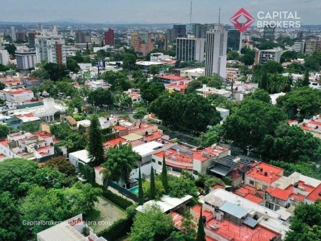 Terreno en venta para desarrollo vertical Col Ladron de Guevara