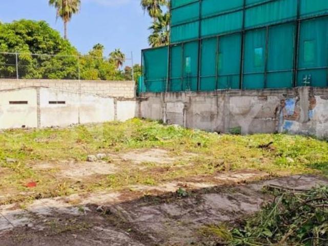 Terreno en Venta, Privada con Portón Eléctrico, Centro de Cuernavaca