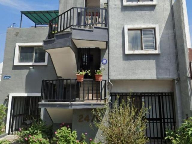 TERRENO EN VENTA | PROPIEDAD CON USO MIXTO | AV. INGLATERRA