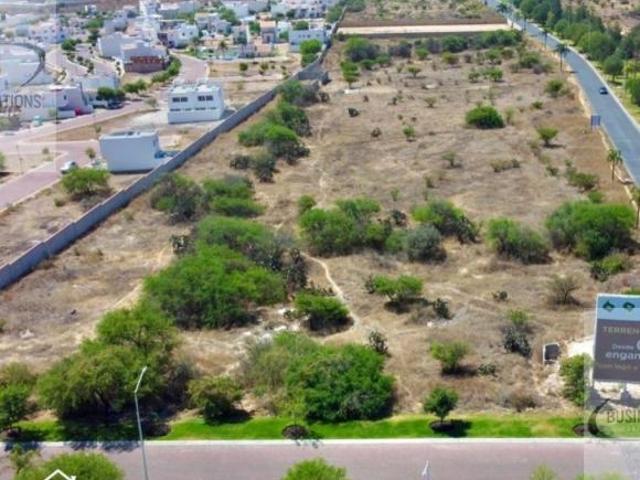 Terreno venta Querétaro Anillo Vial III Saldarriaga 8332 m2 /RS
