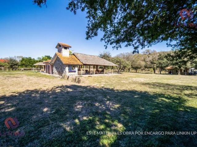 Terreno en Venta Rancho con alberca y cabañas en Linares NL cerca del puente Chocolate