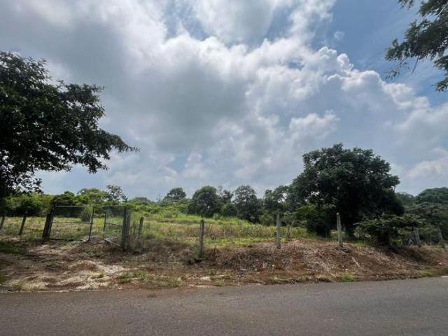 Terreno en venta sup. 3,800 Colonia Agricola, Córdoba, Ver