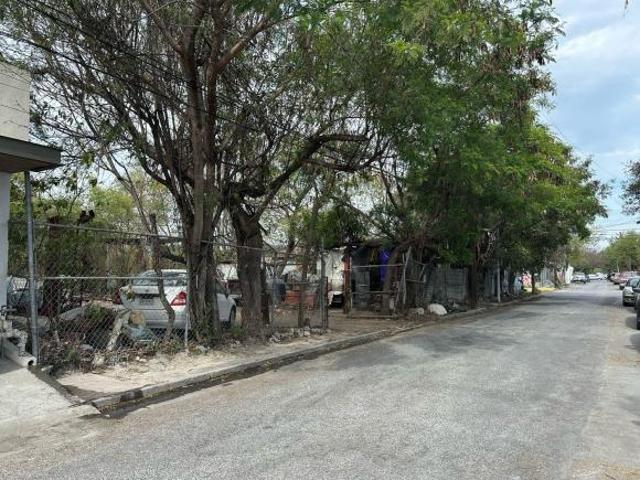 TERRENO EN VENTA SAN NICOLAS DE LOS GARZA CENTRO