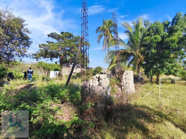 Terreno en venta sobre avenida principal en Plan de los Amates
