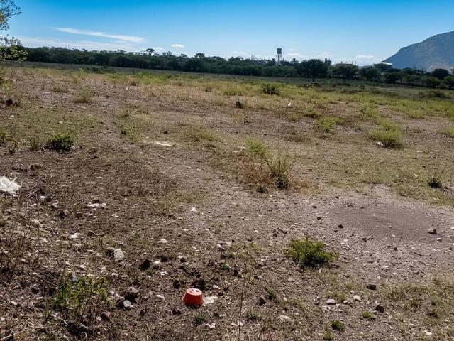 Terreno en Venta sobre Avenida Principal ? San Juan del R?o, Quer?taro