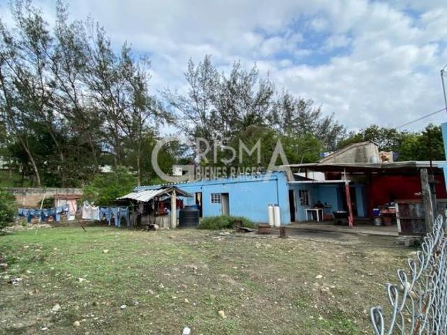 TERRENO EN VENTA SOBRE CALLE EL ROBLE EL TÚNEL, COL. LAS LOMAS