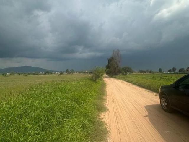 TERRENO EN VENTA SOBRE CARRETERA TEQUISQUIAPAN QRO. SUP. 5000 m2