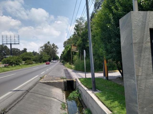 Terreno en venta sobre carretera entre Campo Lago y Rancho Contento