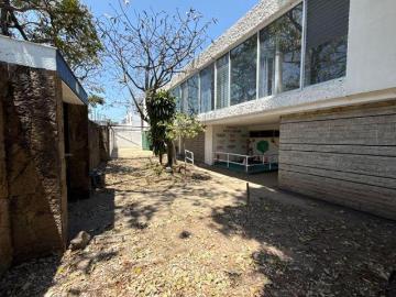 Terreno en venta sobre Lázaro Cárdenas, Jardines del Bosque