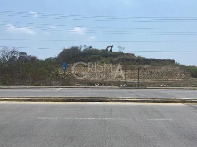 TERRENO EN VENTA SOBRE LIBRAMIENTO, COL. VISTAHERMOSA, TUXPAN, VER