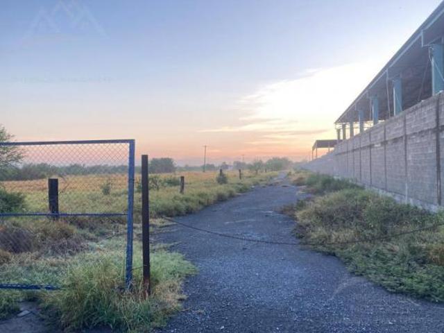 Terreno en venta y renta de 3.4 hectáreas carretera campo militar Salinas Victoria Nuevo León