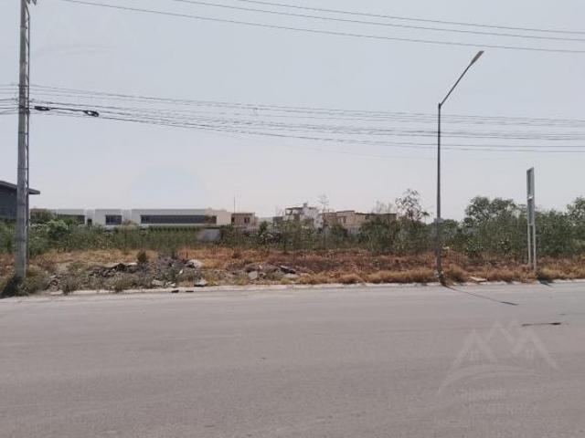 Terreno en venta y renta de 5000 metros uso Comercial Apodaca Nuevo León