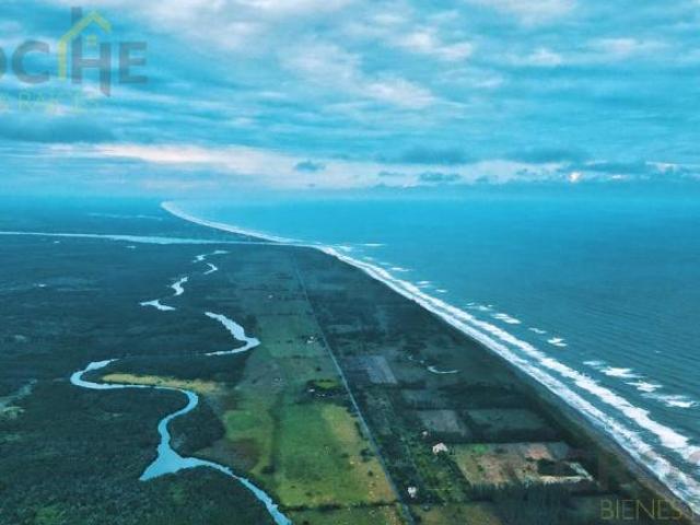 Terreno en venta zona Costa Esmeralda Ver riachuelos Fracc. Finca Real frente a playa