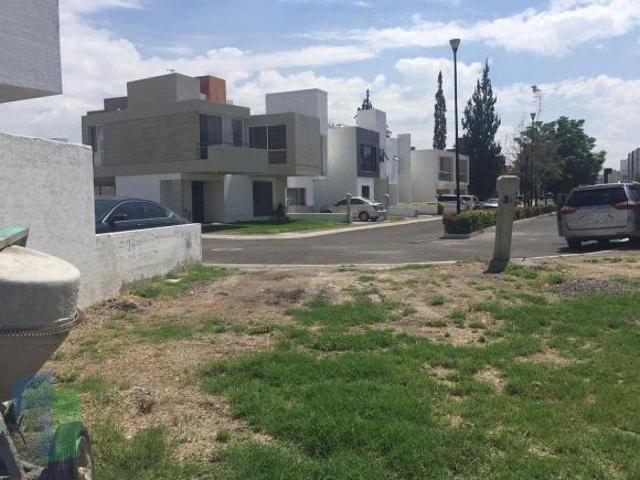Terreno en venta zona Sonterra excelente inversión