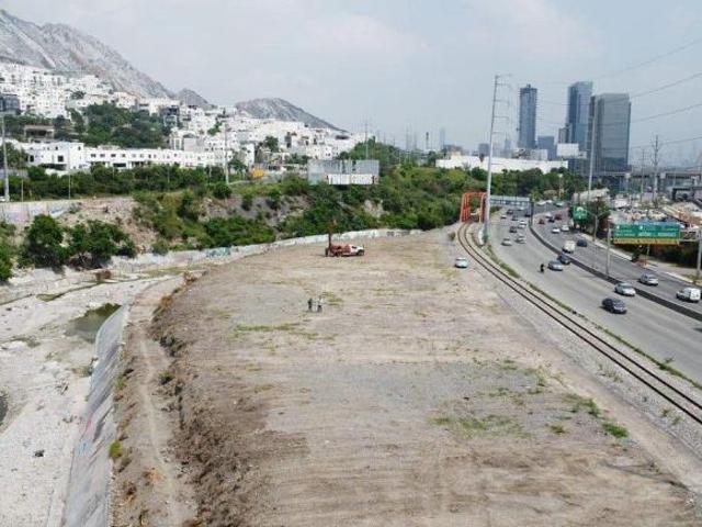 Terreno en venta zona Santa María