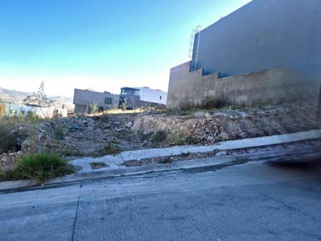TERRENO EN VENTA 455 M² EN PASEO DE LAS LOMAS II $11,200m2