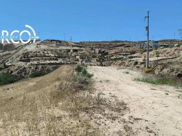 TERRENO EN VENTA 233m? COLONIA 89