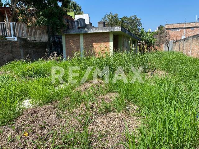 TERRENO EN VENTA