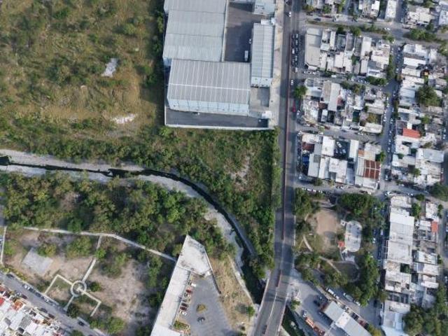 Terreno en Venta 3,000m2, Guadalupe