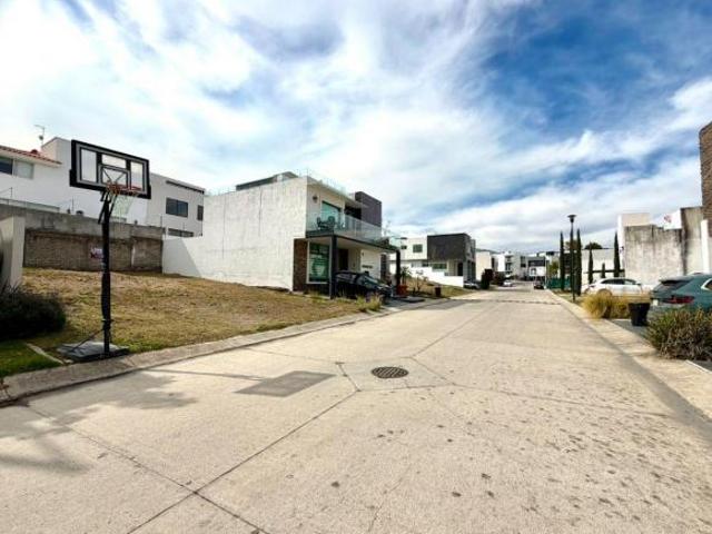 Terreno en Venta $3,250,000.00 en Fracc. Los Robles, Coto Bonsai, Zapopan, Jalisco