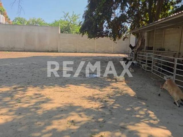 TERRENO EN VENTA