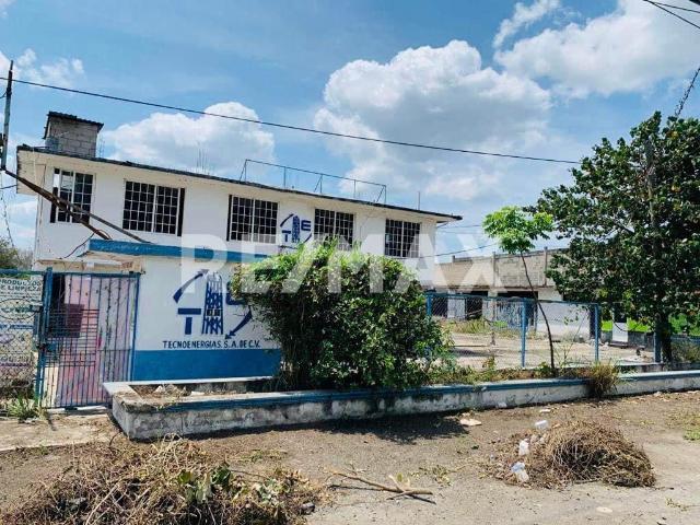 TERRENO EN VENTA