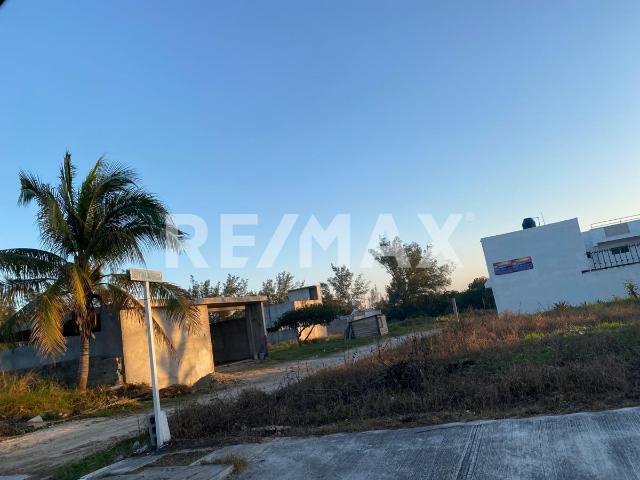 TERRENO EN VENTA