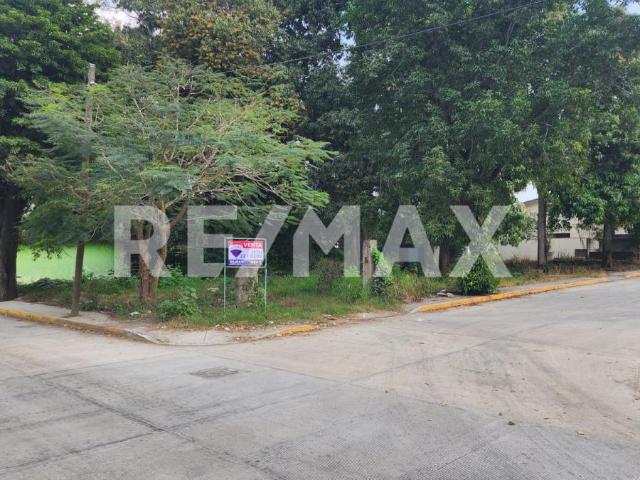 TERRENO EN VENTA