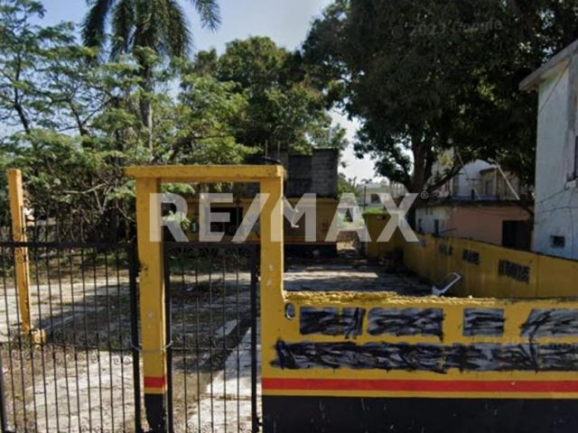 TERRENO EN VENTA