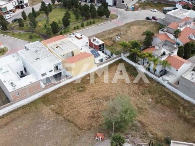 Terreno en venta 602.38 m2 Fraccionamiento Haciendas Campestre 4