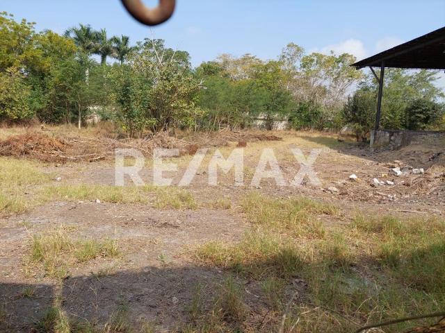 TERRENO EN VENTA