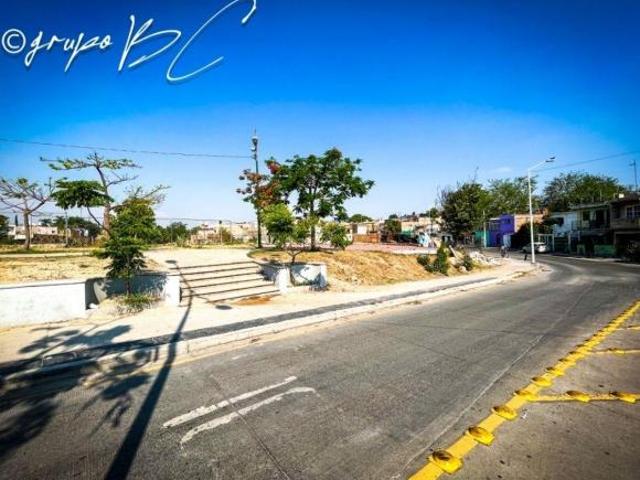 TERRENO EN VENTA/RENTA EN COL. TABACHINES