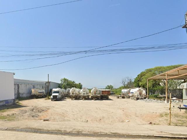 Terreno enTERRENO EN VENTA EN AV. TRANS?STMIA KM. 7.5, EN COATZACOALCOS, VERACRUZ