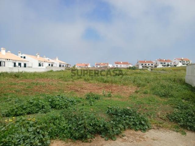 Terreno Ericeira 4 km, A Casa das Casas