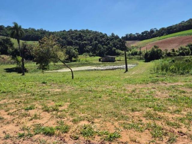 Terreno Espaçoso em Ibiúna – 500 Metros