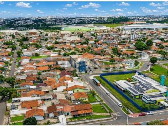 Terreno Estratégico com 2 Frentes e 900m² – Alto Potencial Construtivo
