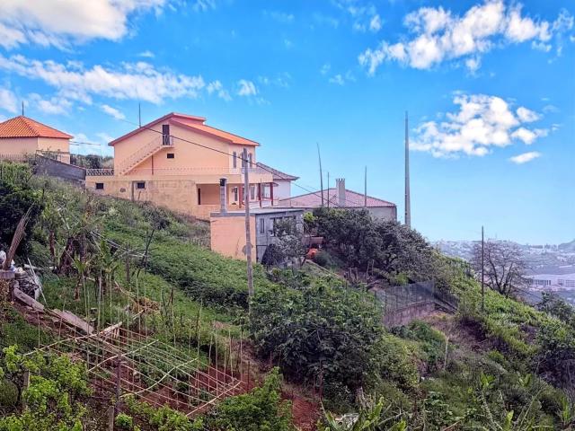 Terreno Estreito de Câmara de Lobos